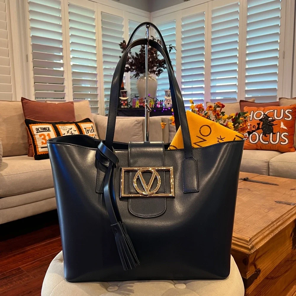 Mario Valentino NWT Large Smooth Leather Tote Bag Made in Italy w/ Dust Bag - Picture 10 of 17